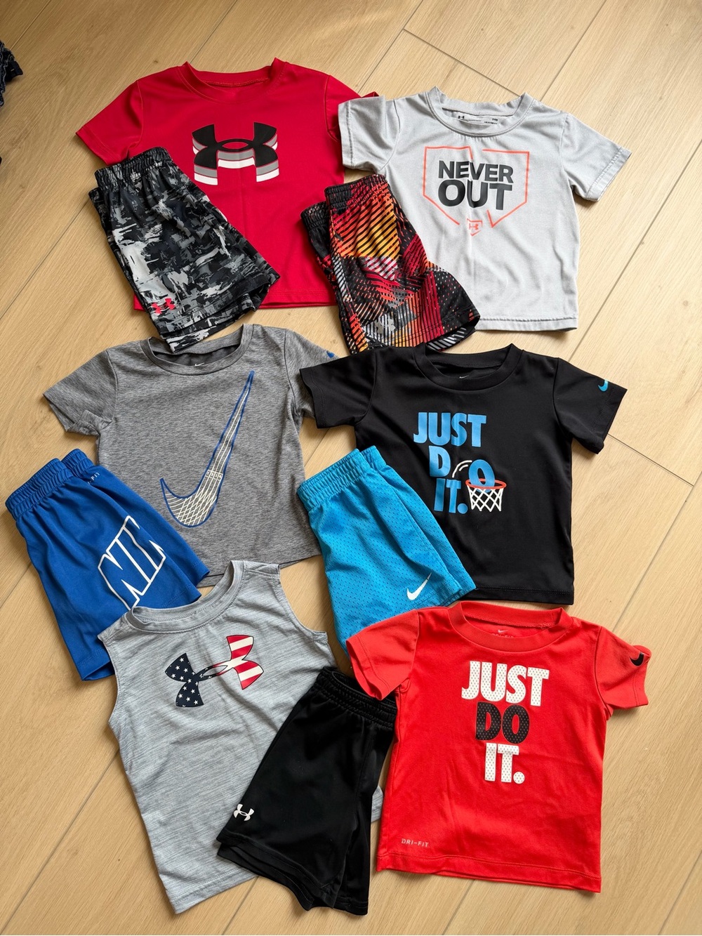 Toddler Boy Nike & Under Armour Sets 24 Months